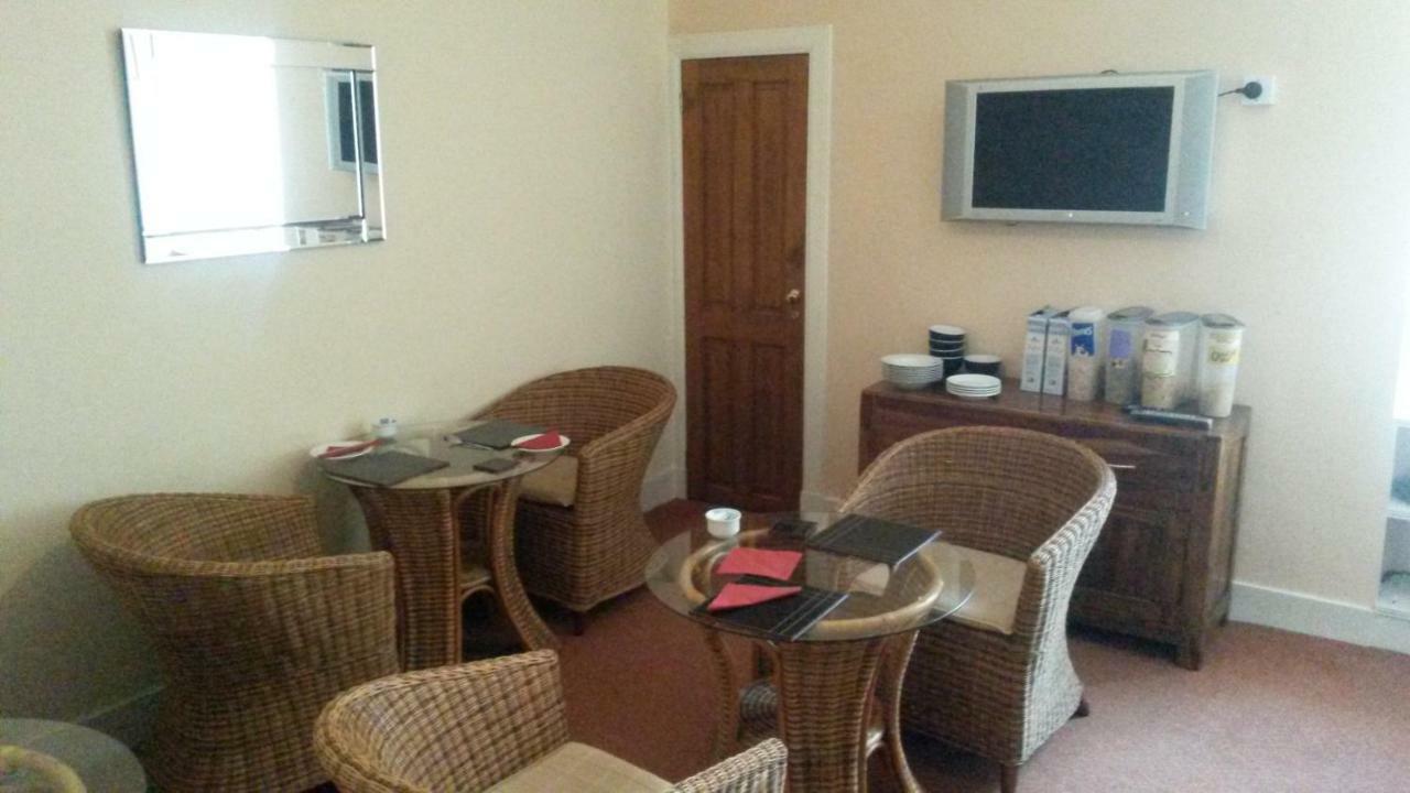 Beeches Guest House Dyce Exterior photo